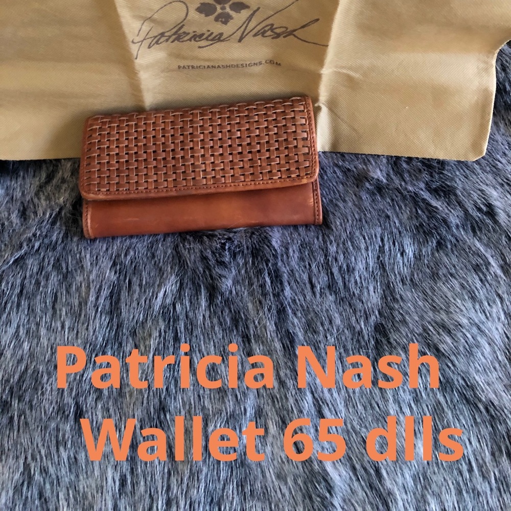 Patricia Nash/Brown Wallet